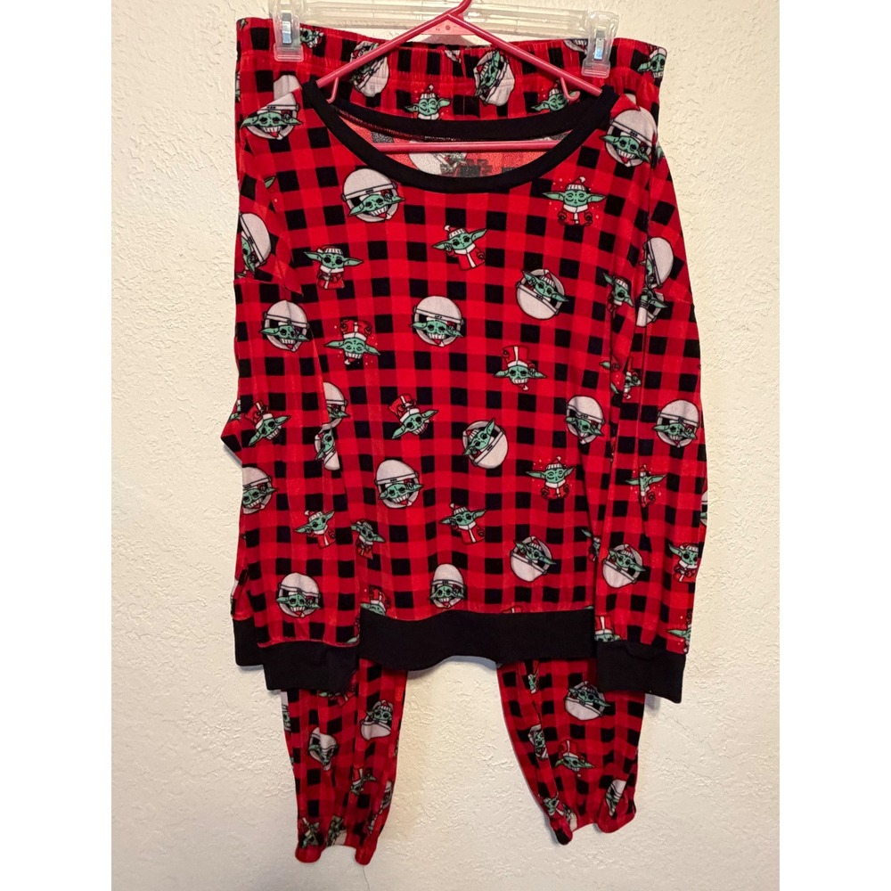 Star Wars Baby Yoda Grogu Buffalo Plaid Fleece Pajama Set XL Red Black Holiday